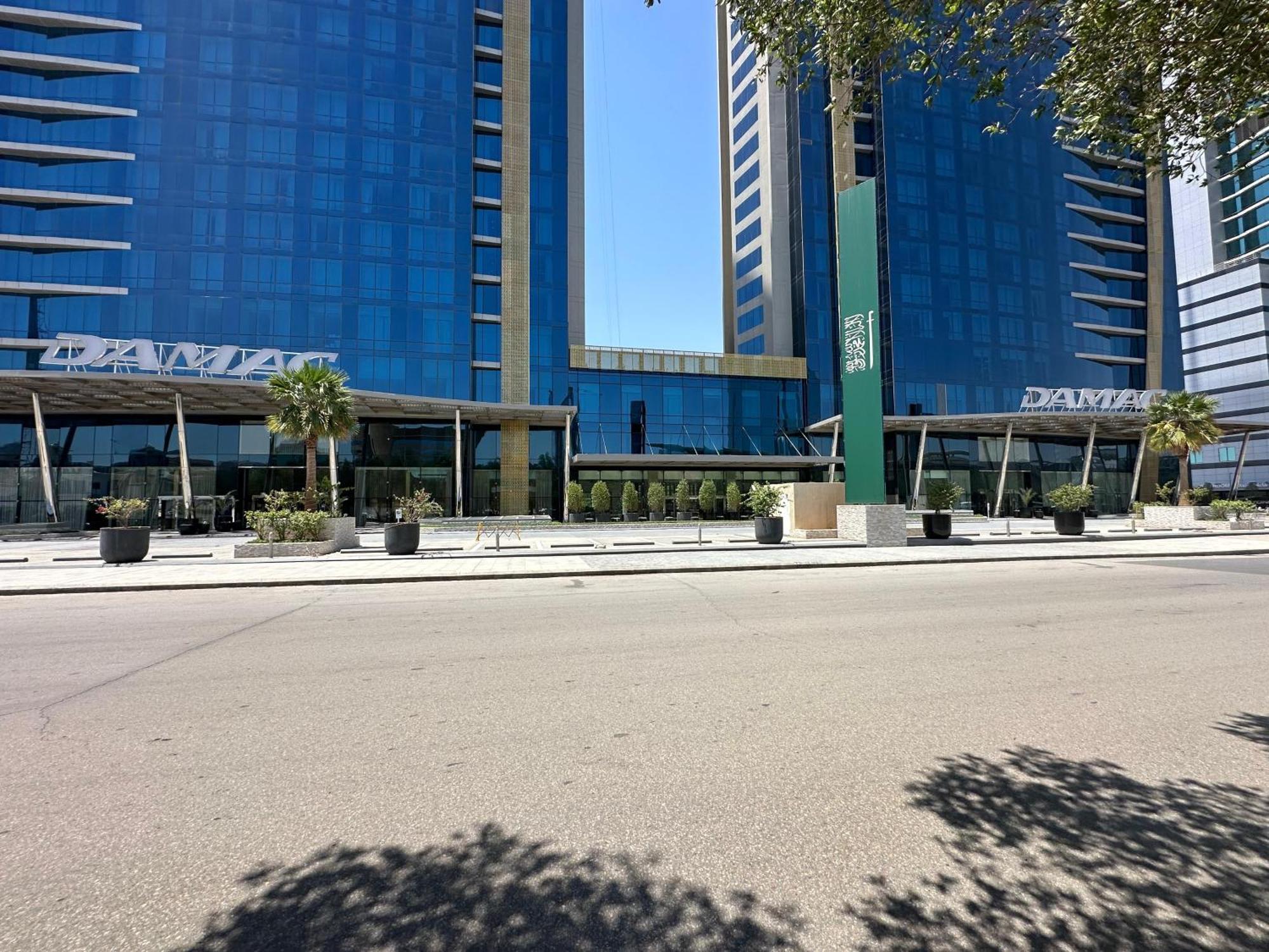Damac داماك *